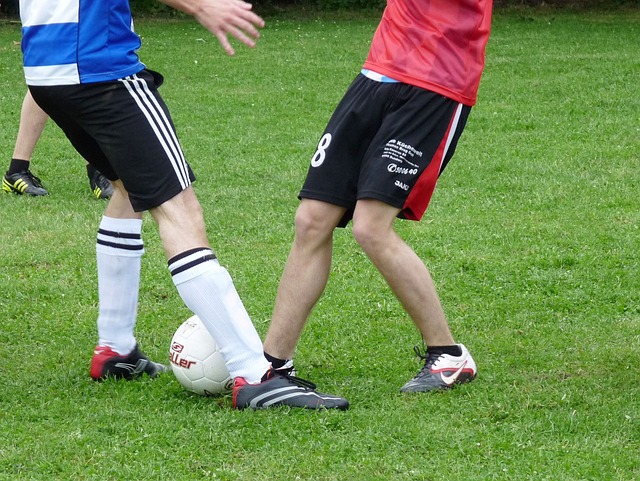 曼联对阵西汉姆联：德利赫特缺席，阿莫林调整阵容迎战